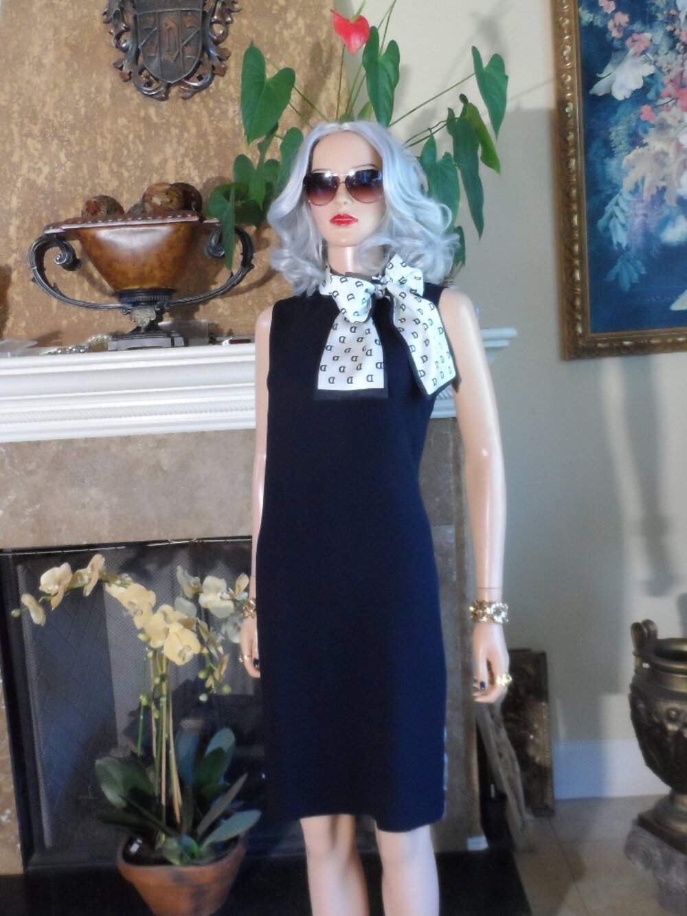 Bergdorf Goodman Navy Wool Blend Sleeveless Sheath Dress Size 12